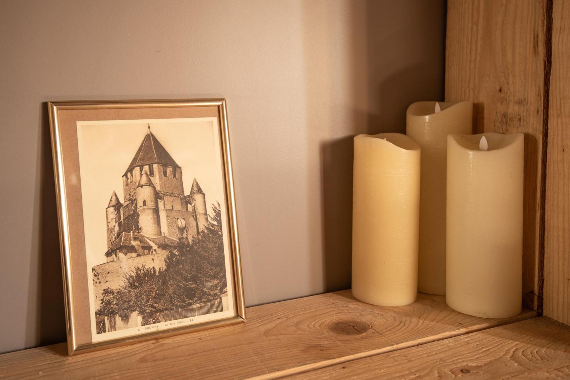 J&J Room - Hebergement D'Exception Pres De Provins! Le Bas Courton Eksteriør bilde